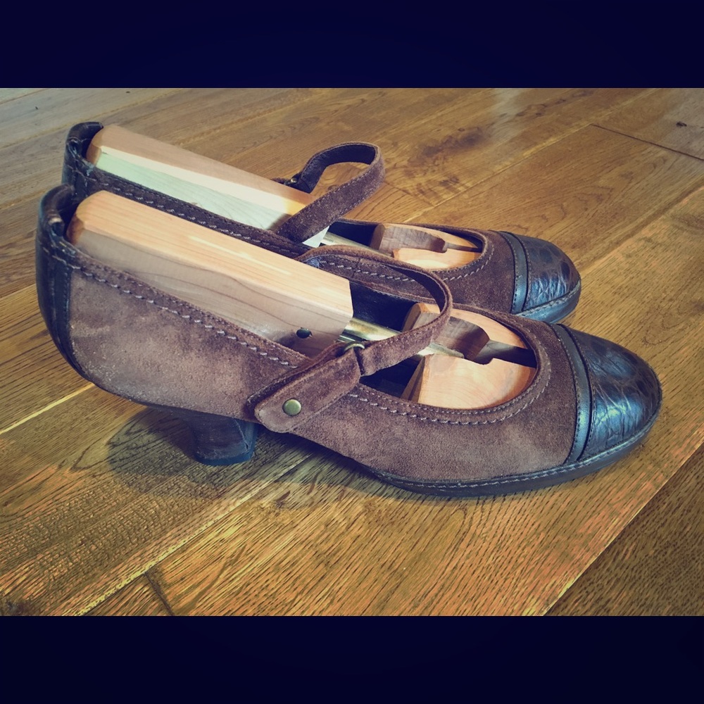 Indigo by clarks heels